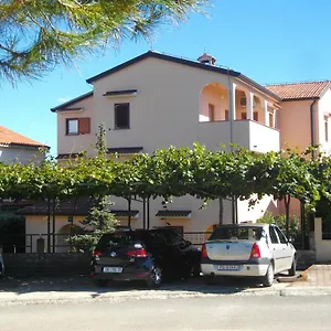 Appartamento Neda - South, Porec